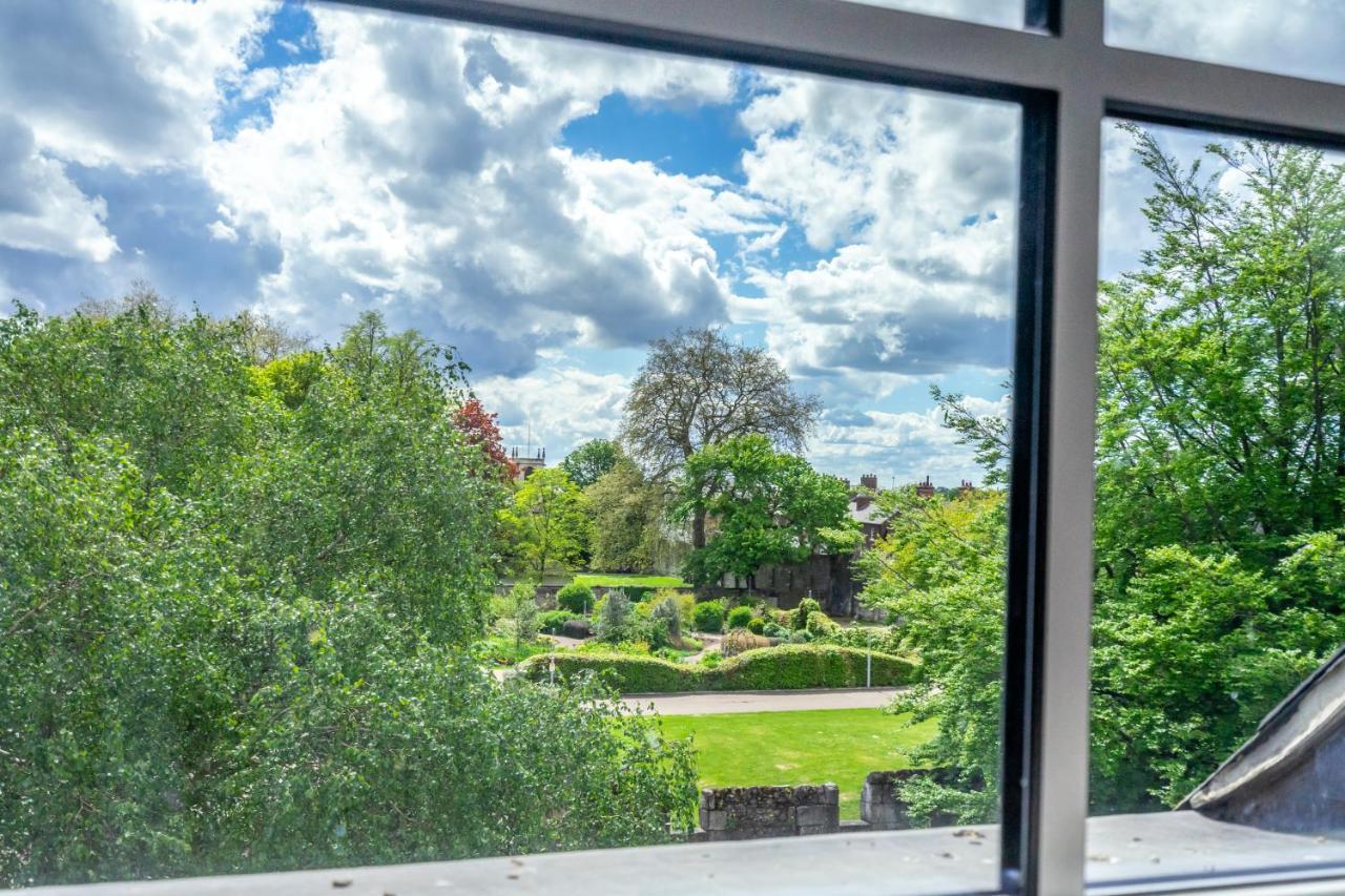 7 Aspire Apartment York Luaran gambar